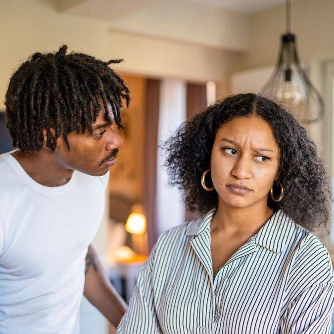 Therapist Shares the Words Every Couple Should Avoid in Arguments