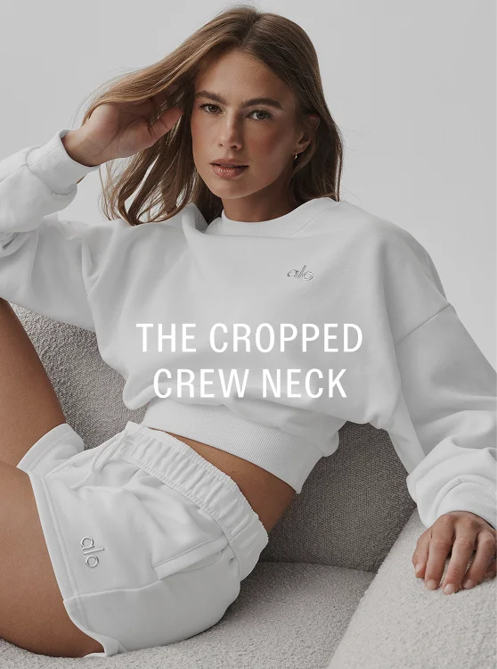 THE CROPPED CREW NECK