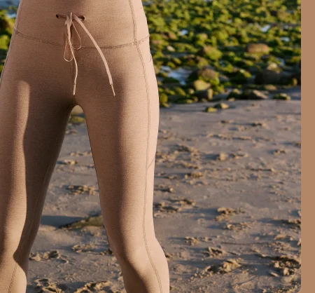 Spacedye Go Pocket Midi Legging in Desert Sand Heather