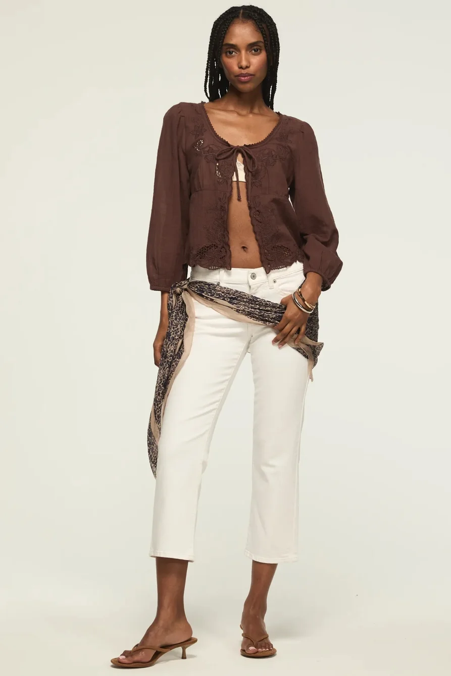 Image of Lucky Brand Mid Rise Sweet Crop - Women's Pants Denim Cropped Jeans in Cloudy Days Wash