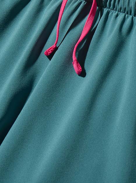 The drawstring on the Men's Multi Trails Shorts.