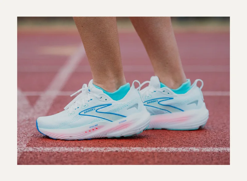 Woman wearing Brooks Glycerin 22 shoes