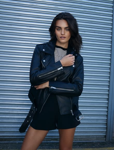 Coats & Jackets