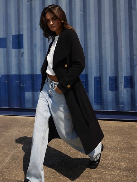 Coats & Jackets