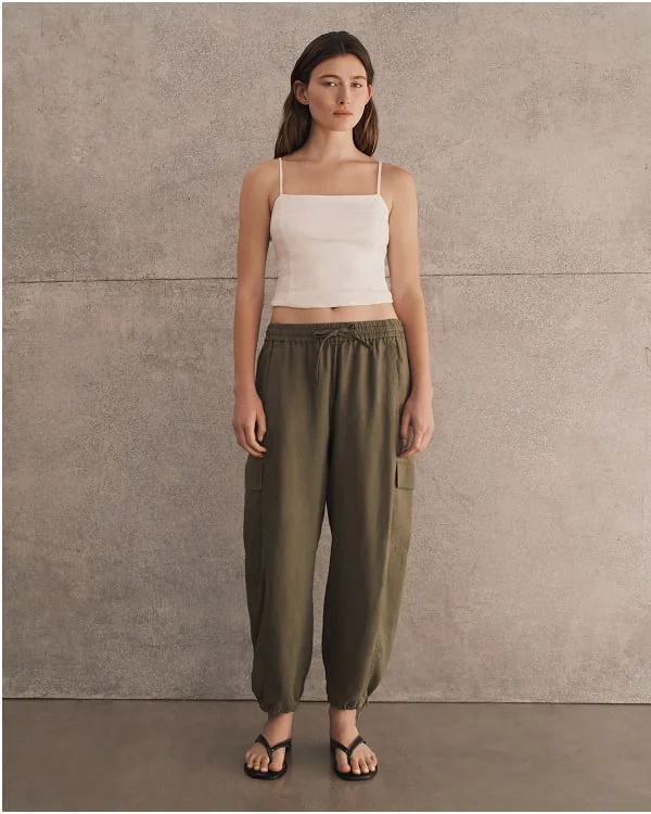 [Image]The Cargo Curve Pant in Linen | Kalamata