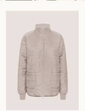 2-Way Quilted Jacket in Oat Latte