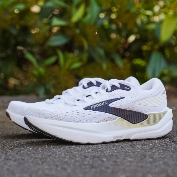 Brooks Ghost Max 3