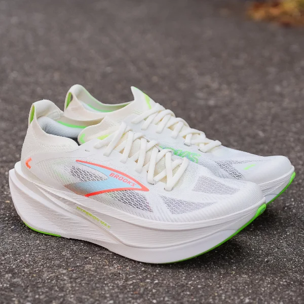 Brooks Hyperion Max 3
