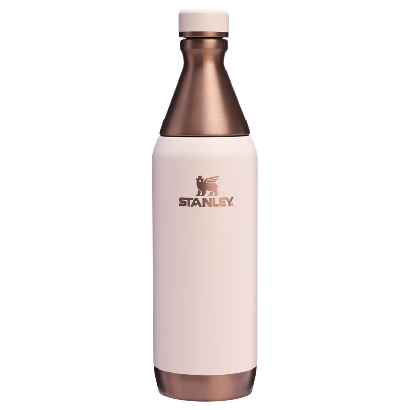 Image of The Holiday All Day Slim Bottle | 20 OZ