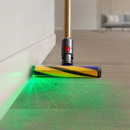 Fluffy Optic cleaner head illuminates invisible dust on hard floors