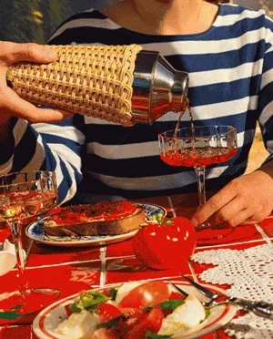 Rattan Shaker