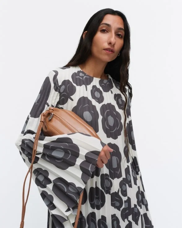 Frosti Tumma dress