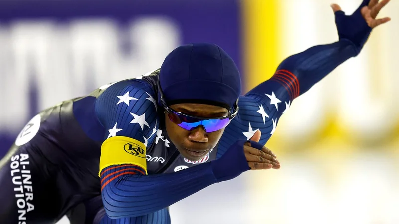 Jackson speeds past Wojcik for 500m World Cup win