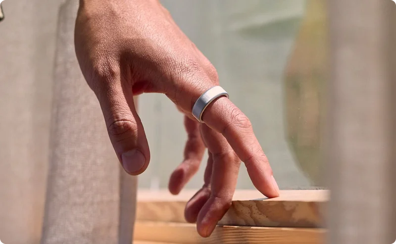 Hand wearing Oura Ring 4
