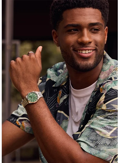 Man wearing the green dial TSUYOSA 37mm
