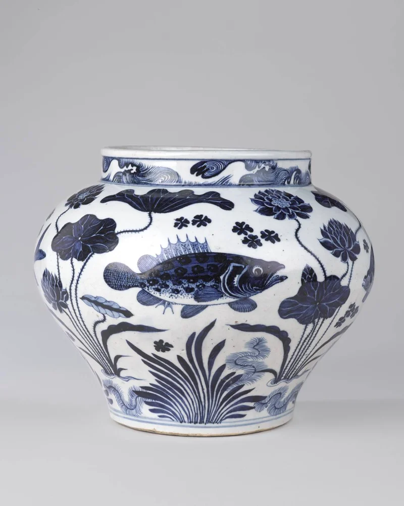 Wine Jar with Fish and Aquatic Plants