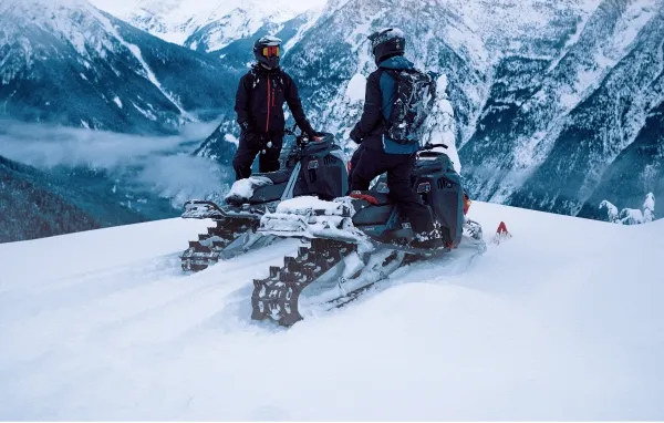 Various action shots of MY27 Lynx sleds