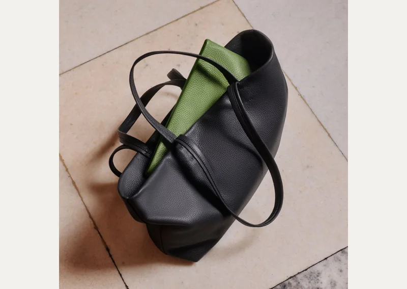 Classic Easy Tote Black