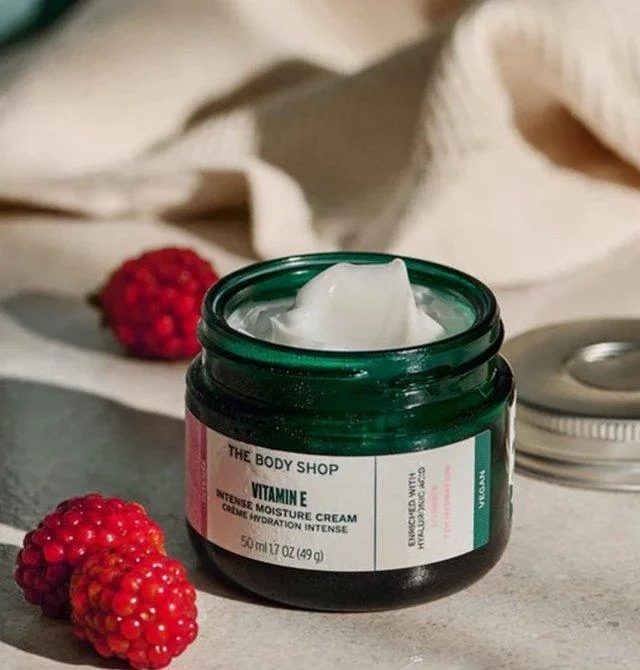 VITAMIN E NOURISHING NIGHT CREAM
