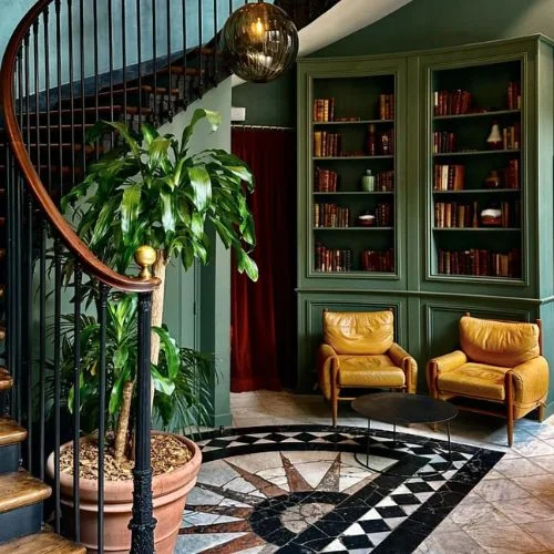 Spiral staircase in Paris