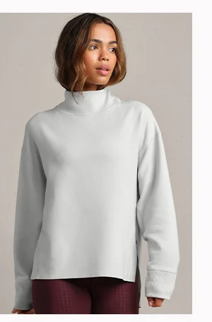 DreamGlow™ Mock Neck Pullover