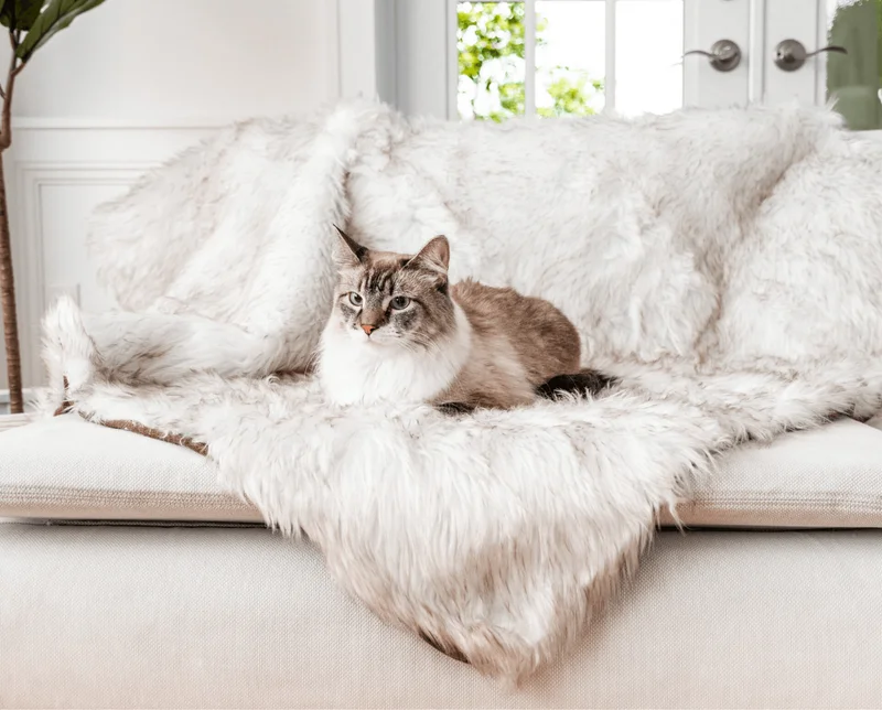 Image of CatNap™ Anti-Scratch & Waterproof Throw Blanket - Desert Luxe