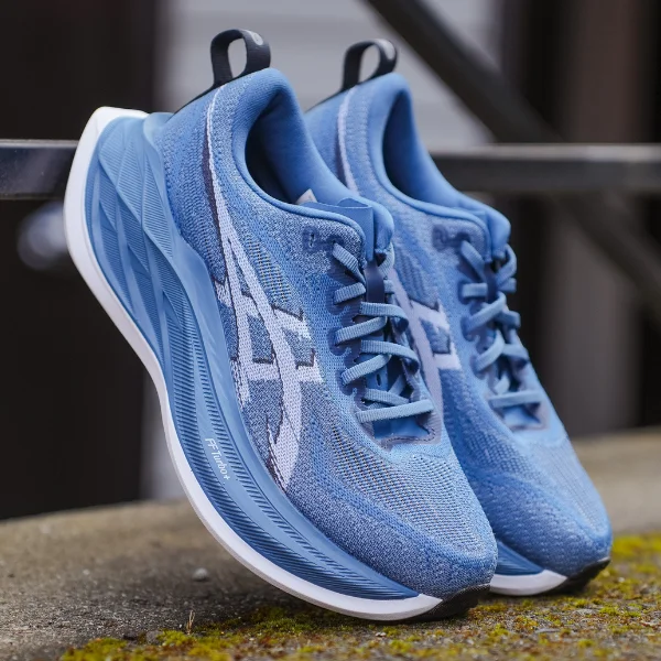 ASICS Superblast 2