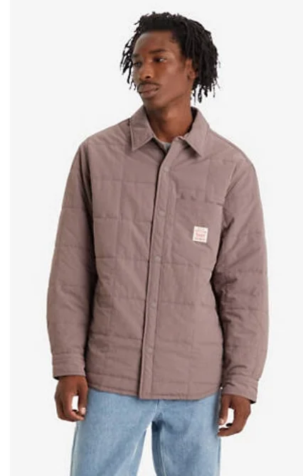 SHOP TOPS & OUTERWEAR