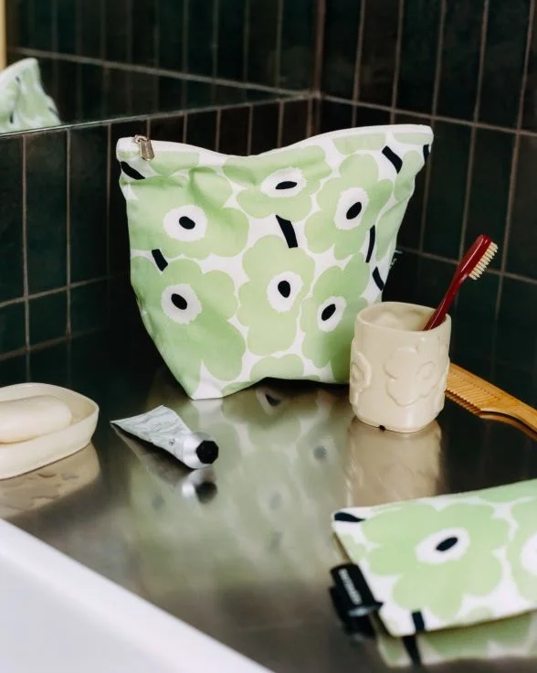 Something uplifting for your home spa