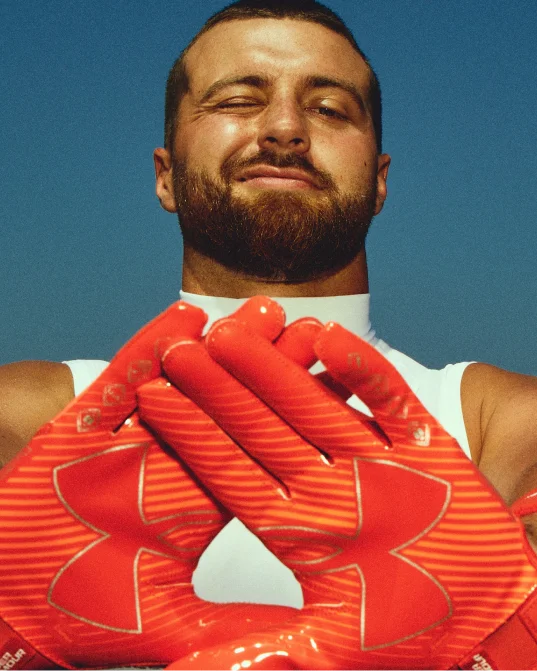 SHOP GLOVES
