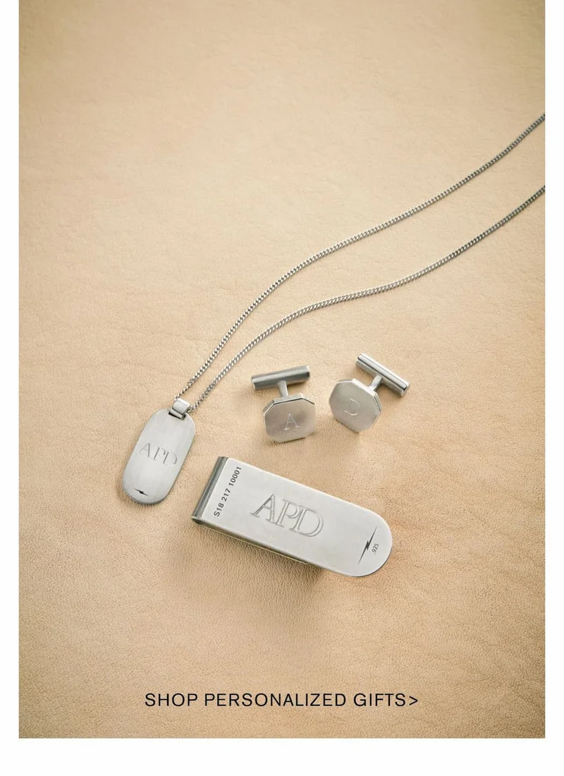SHOP PERSONALIZED GIFTS >