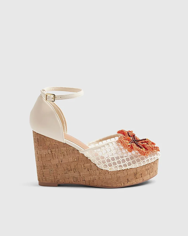 Womens Cream Closed Toe Flower Wedges
