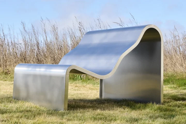 🌌 Muuto Wants You To Go Skygazing More With the Dream View Bench
