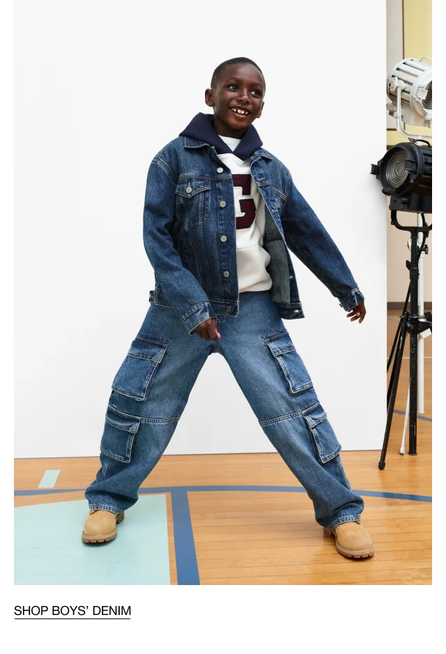 Display images to show real-time content