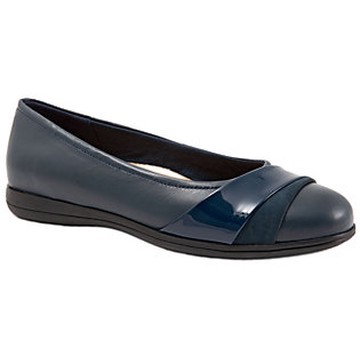 Trotters Slip-On Flats - Danni
