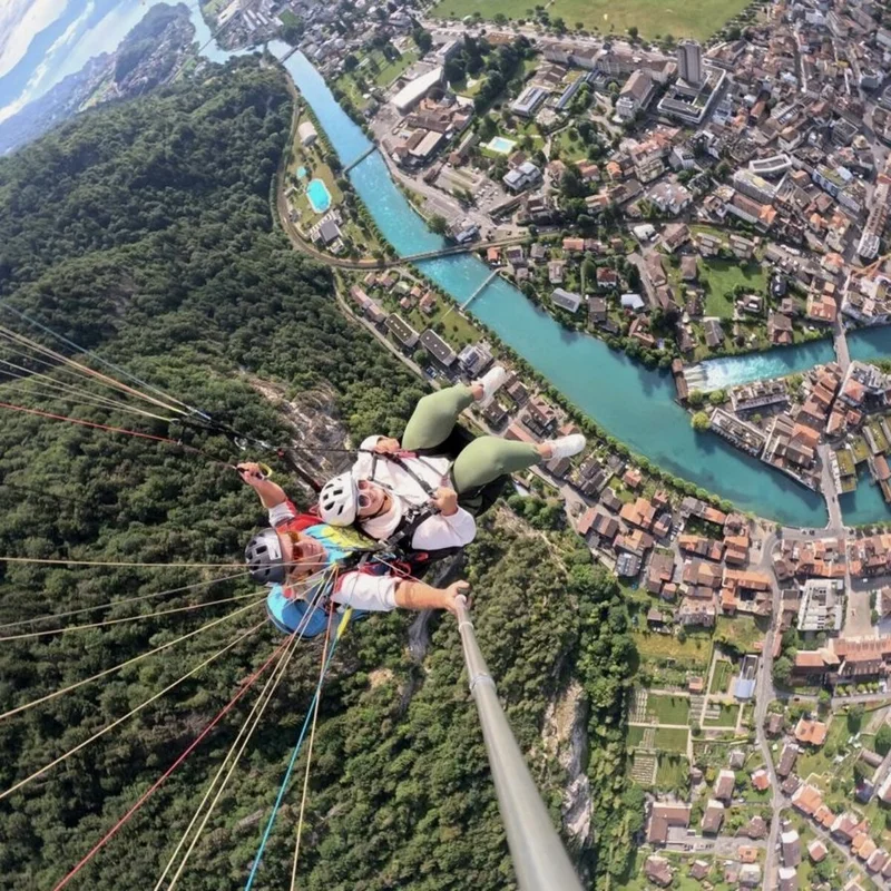 Paragliding in Switzerland