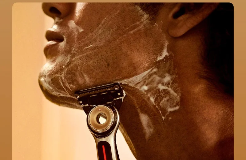 Heated razor in use