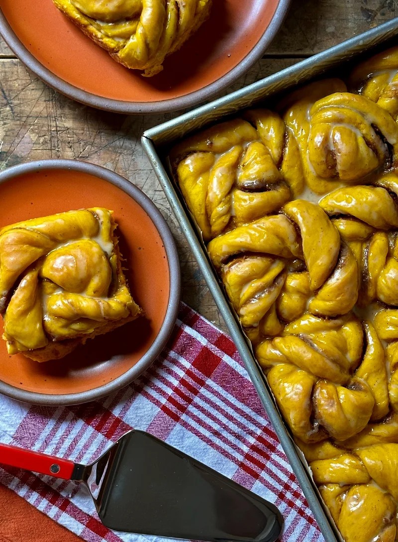 Pumpkin Knots with Chai Glaze