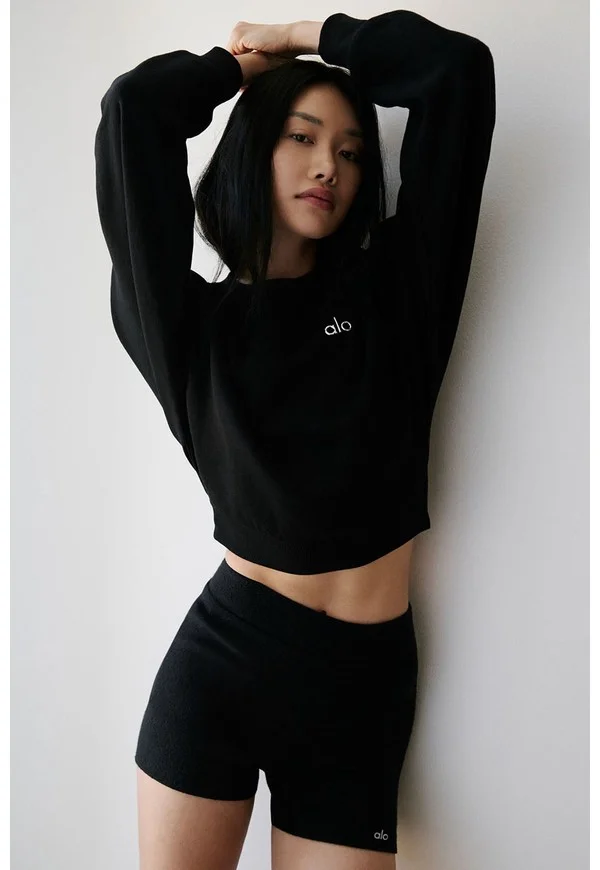 Cropped Accolade Crewneck - Black - Black / XS