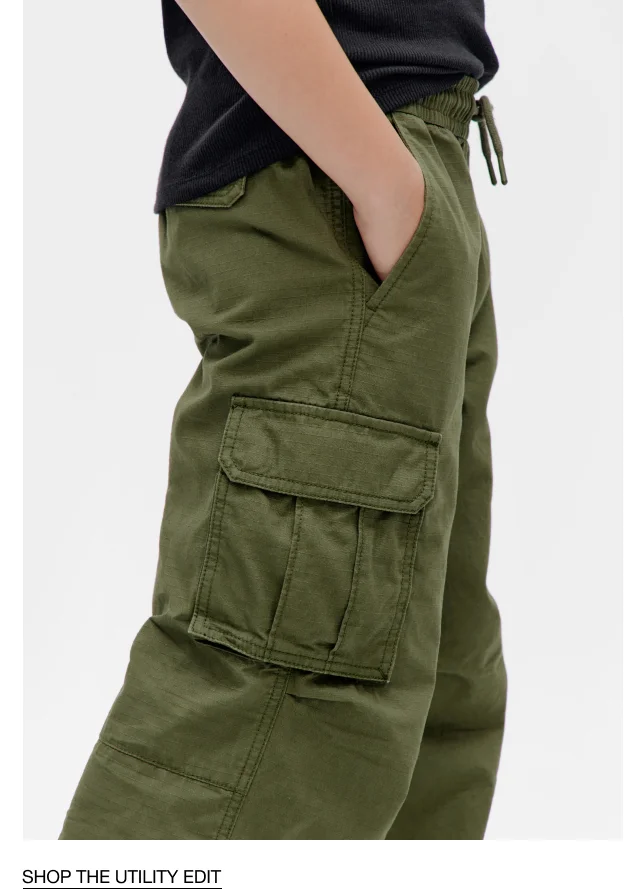 Display images to show real-time content