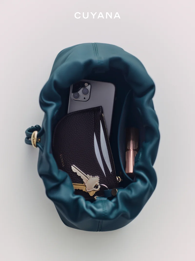Cuyana