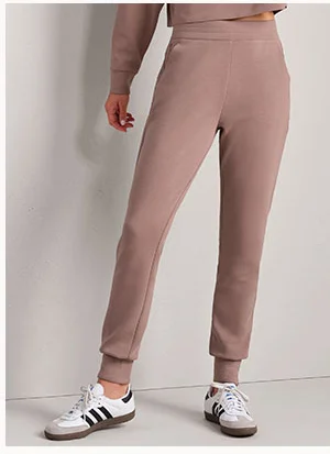 DreamGlow™ Tapered Pant