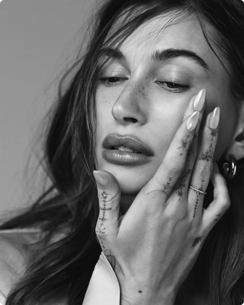 Hailey Bieber