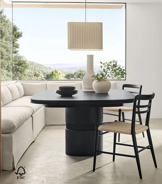 new: Roseau dining table