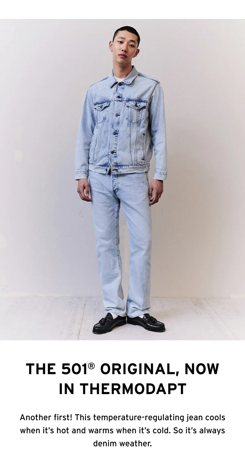 Man wearing light wash jeans and trucker jacket