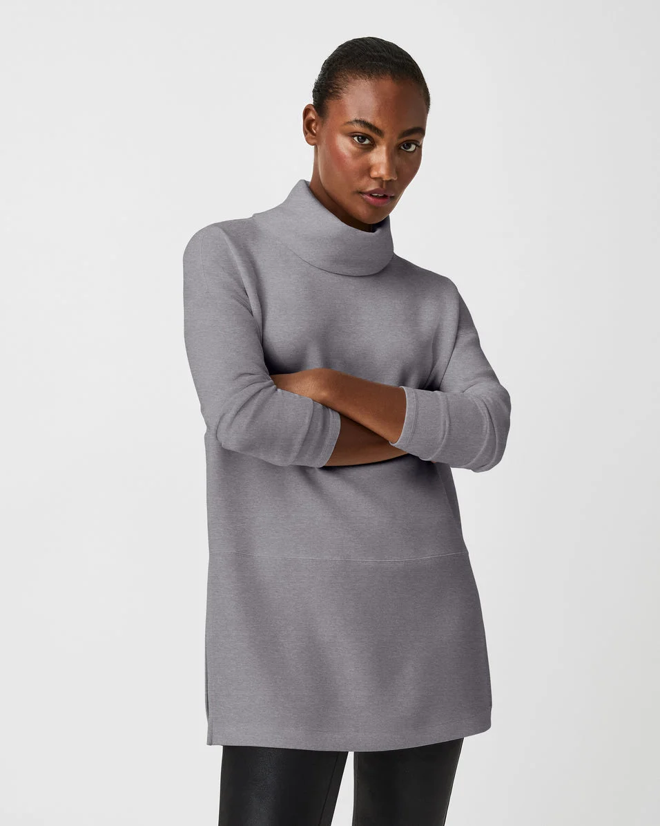 Image of Spanx Women's AirEssentials Turtleneck Tunic Top