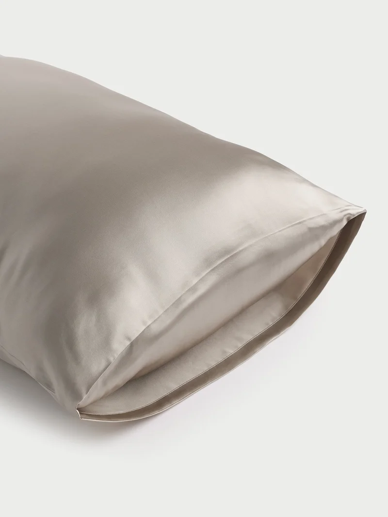 Image of Silk Pillowcase