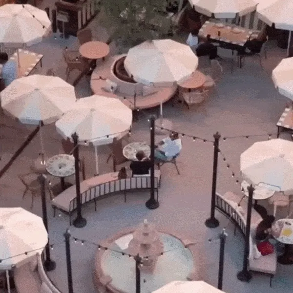 Terrace and al fresco dining