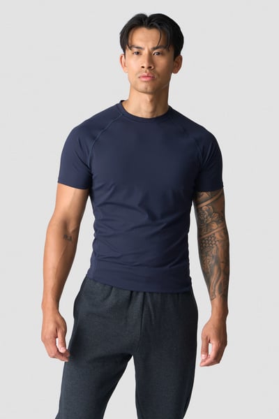 Image of Stride Muscle Fit T-shirt Men Navy