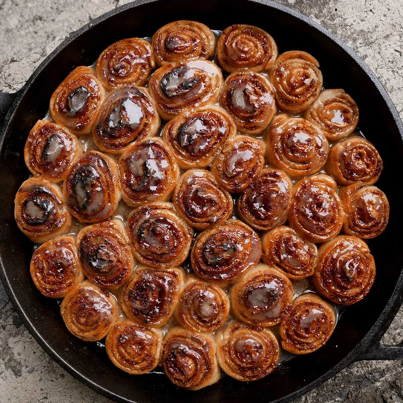 Sticky Gingerbread&nbsp;Rolls